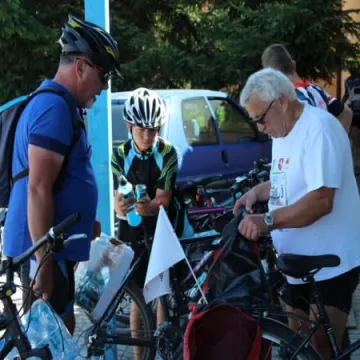 Festiwal Rowerowy: Ruszył rajd na górę Kamieńsk