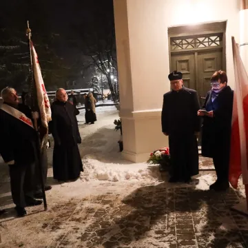 W Radomsku upamiętniono 41. rocznicę wprowadzenia stanu wojennego