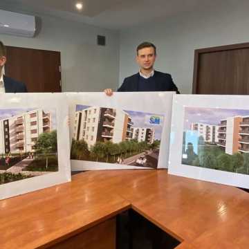 [WIDEO] W Radomsku rusza nabór wniosków o najem lokali w blokach SIM Łódzkie