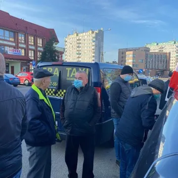 Taksówkarze protestowali. Również w Radomsku