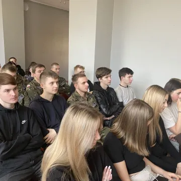 [WIDEO] Poszukiwania szczątków kapitana Stanisława Sojczyńskiego-Warszyca. Wykład dr Krzysztofa Latochy w Muzeum Regionalnym w Radomsku