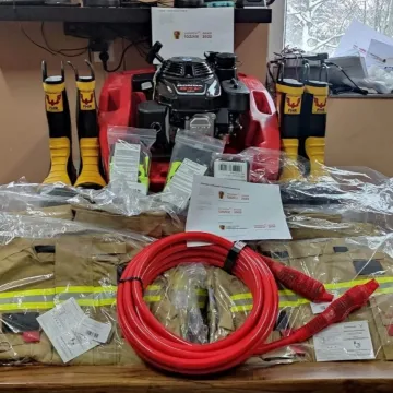 Strażacy z Przedborza pochwali się nowym sprzętem