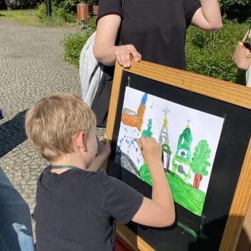 „Kocham moje miasto”. Wizje Radomska oczami przedszkolaków