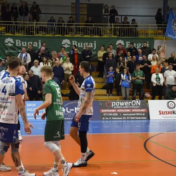 Czwarty tie-break z rzędu. Bugaj Volley Radomsko ulega Chełmcowi