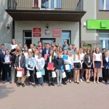 Pierwsza Dziecięca Sesja Rady Gminy w Ładzicach