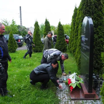 Rajd Motocyklowy Weteranów dotarł do powiatu radomszczańskiego