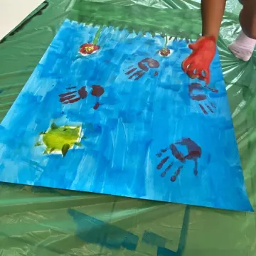 Radomszczańskie pejzaże oczami dzieci. Warsztaty prof. Wiatra w Muzeum w Radomsku