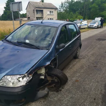 Miał 4 promile alkoholu, jechał po chleb. Spowodował kolizję