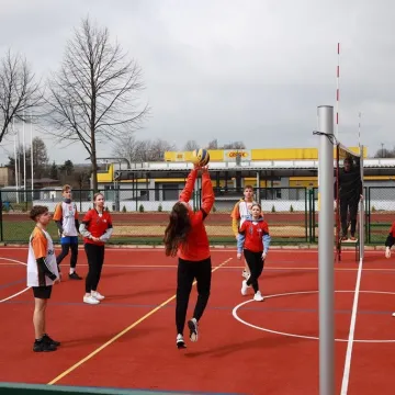 Nowe boisko służy już uczniom I LO w Radomsku