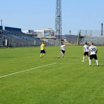 RKS wygrywa w meczu na szczycie 