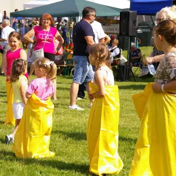 Siatkarski piknik rodzinny w Kietlinie