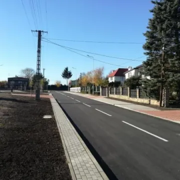 Ulica Dobra z dobrą nawierzchnią