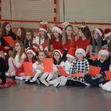 Koncert „Gwiazdka w sercu” w PSP nr 6