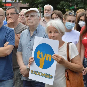W obronie niezależnych mediów. Protest w Radomsku