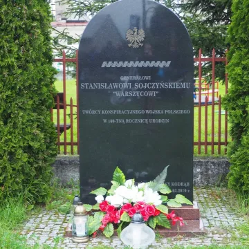 Rajd Motocyklowy Weteranów dotarł do powiatu radomszczańskiego