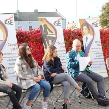 Poznawali Radomsko – miasto braci Różewiczów