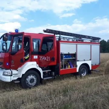 Na polu w Czechowcu spłonął kombajn i 3 ary ścierniska