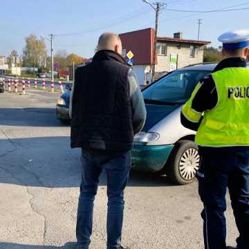 [WIDEO] Można za darmo sprawdzać stan oświetlenia samochodu. Sobotnia akcja w Radomsku