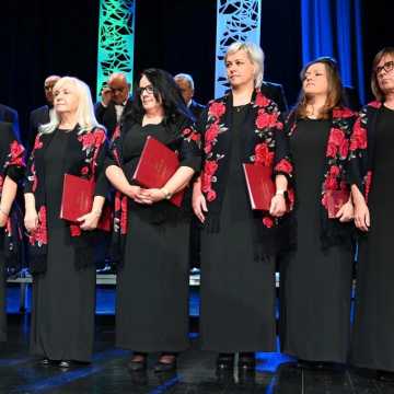 Chór „Cantabile” świętuje 20-lecie działalności. Jubileuszowa gala w MDK w Radomsku