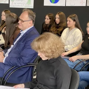 Zielone przystanki oraz rower miejski. Młodzież ma pomysły na poprawę klimatu w Radomsku