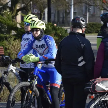 Tradycja na dwóch kółkach. Wiosna przywitana na rowerach
