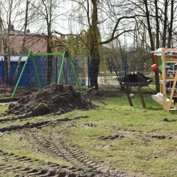 Gm. Kamieńsk: place zabaw zmienią oblicze