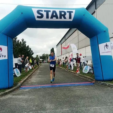 Ponad setka biegaczy stanęła na starcie biegu ulicznego w Radomsku