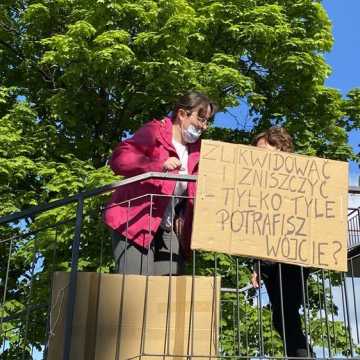 Protest mieszkańców nic nie dał. Ośrodek zdrowia w Ładzicach zlikwidowany. Zastąpi go prywatna placówka