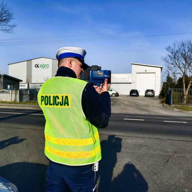 Policjanci jednego dnia ujawnili 129 wykroczeń na drogach powiatu radomszczańskiego