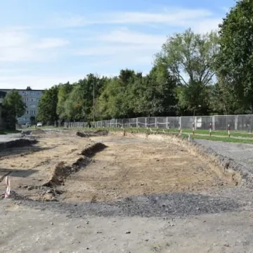 Przy ul. Piastowskiej powstaje parking