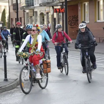 Tradycja na dwóch kółkach. Wiosna przywitana na rowerach