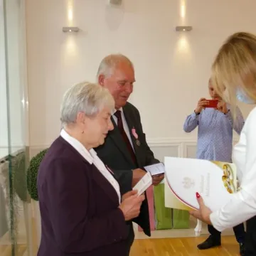 Złoci Małżonkowie uhonorowani medalami