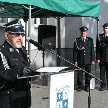 Nowy wóz i odznaczenia. Jubileusz OSP Dmenin