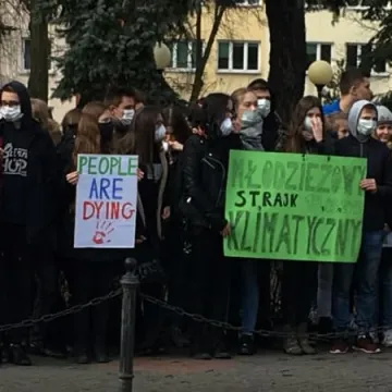 Młodzieżowy strajk klimatyczny w Radomsku