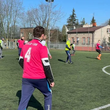 Dwie kolejki ligi „Szóstek” w Radomsku