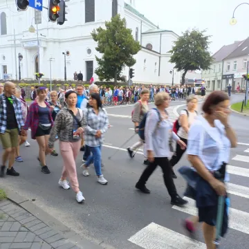 Pielgrzymi z Radomska wyruszyli na Jasną Górę