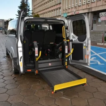 Zakupiono auto do przewozu osób niepełnosprawnych