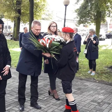 Kwiaty w rocznicę wybuchu II Wojny Światowej