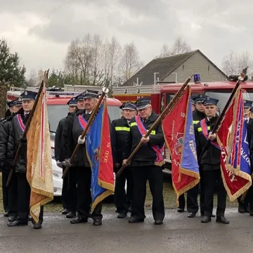 [WIDEO] Nowy garaż dla OSP w Dąbrówce oddany do użytku
