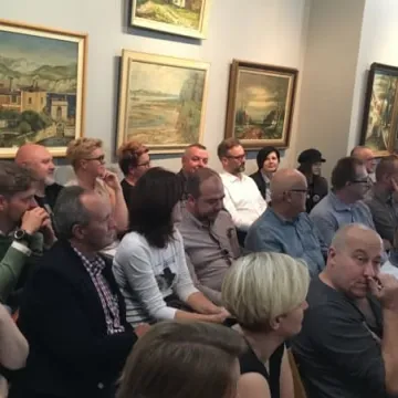 Burza mózgów z Robertem Biedroniem w Radomsku