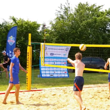 Siatkarski piknik rodzinny w Kietlinie