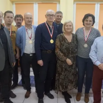 Pierwsze miejsce w tenisie stołowym dla Starostwa Powiatowego