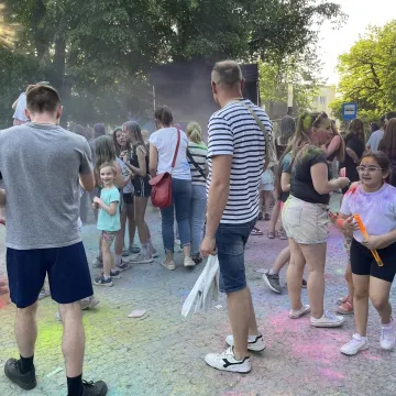 Magia kolorów, czyli Holi Day 2024 w Radomsku