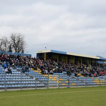RKS Radomsko remisuje z Bronią Radom 1:1