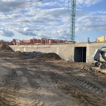 Geriatria rośnie w oczach. Sprawdziliśmy postęp prac przy radomszczańskim szpitalu