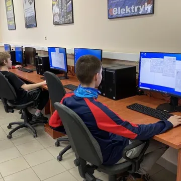 „Szansa na sukces” uczniów i nauczycieli ZSE-E w Radomsku