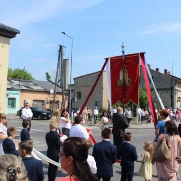 Procesje przemierzyły ulice