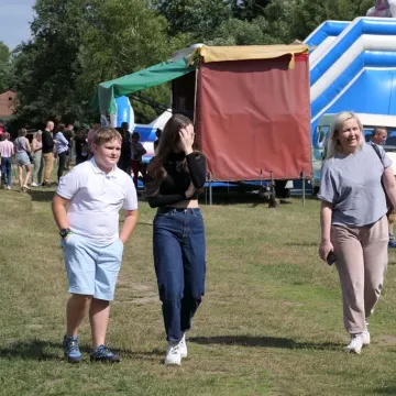 Inauguracja wakacji w Stajni Gowarzów. Były atrakcje dla całych rodzin