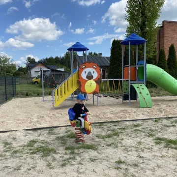 Sucha Wieś: nowy plac zabaw oddany do użytku. Z konfliktem w tle...