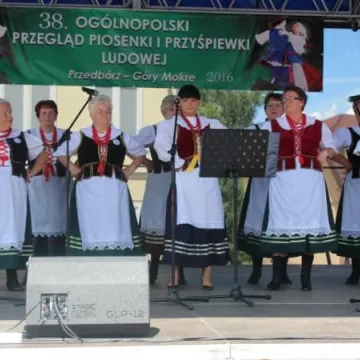 WYNIKI 38. OGÓLNOPOLSKIEGO PRZEGLĄDU PIOSENKI I PRZYŚPIEWKI LUDOWEJ  W PRZEDBORZU